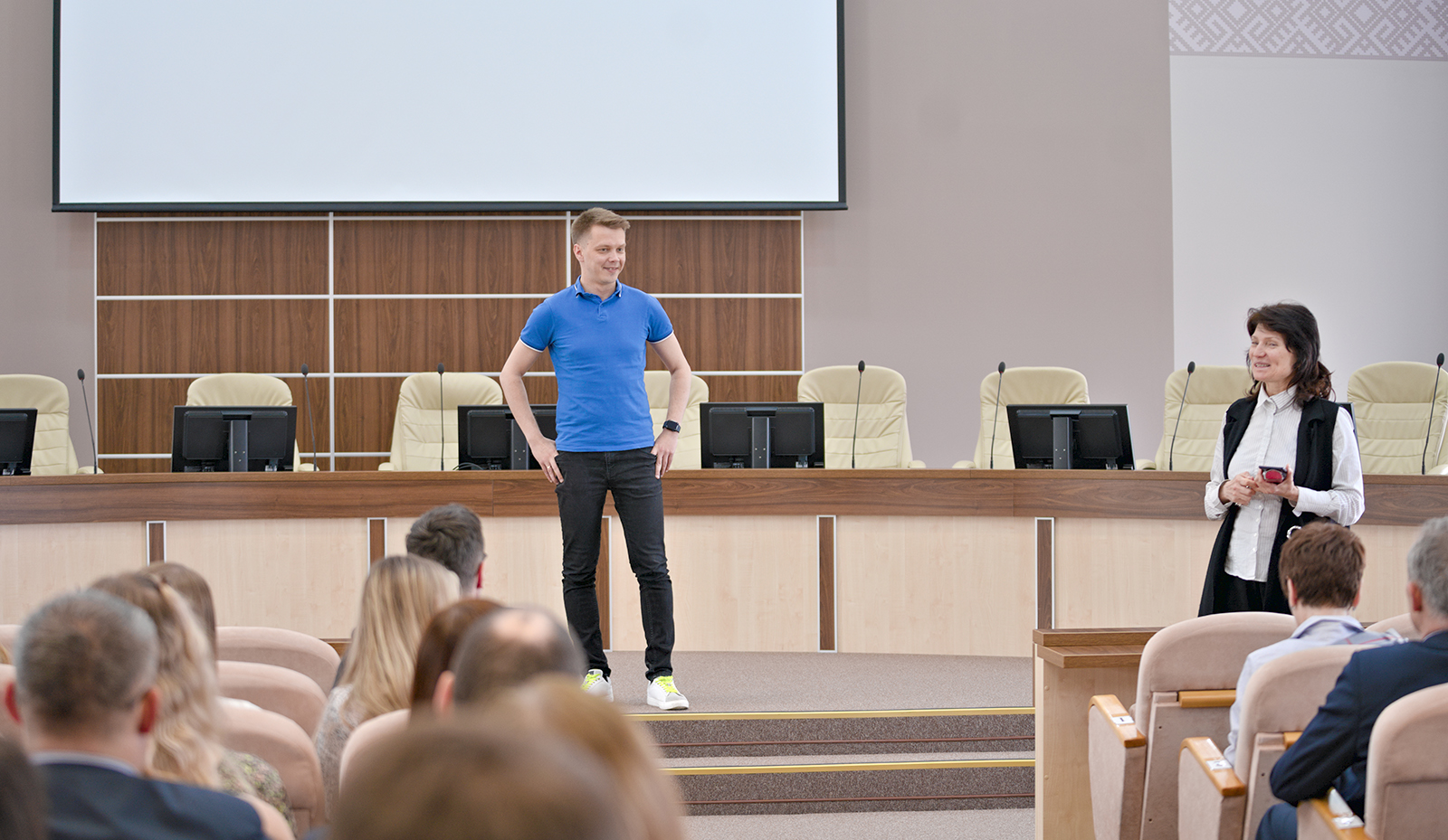 Коллектив Минэкономики встретился с политическим обозревателем «ОНТ» Игорем Туром Коллектив Минэкономики встретился с политическим обозревателем «ОНТ» Игорем Туром