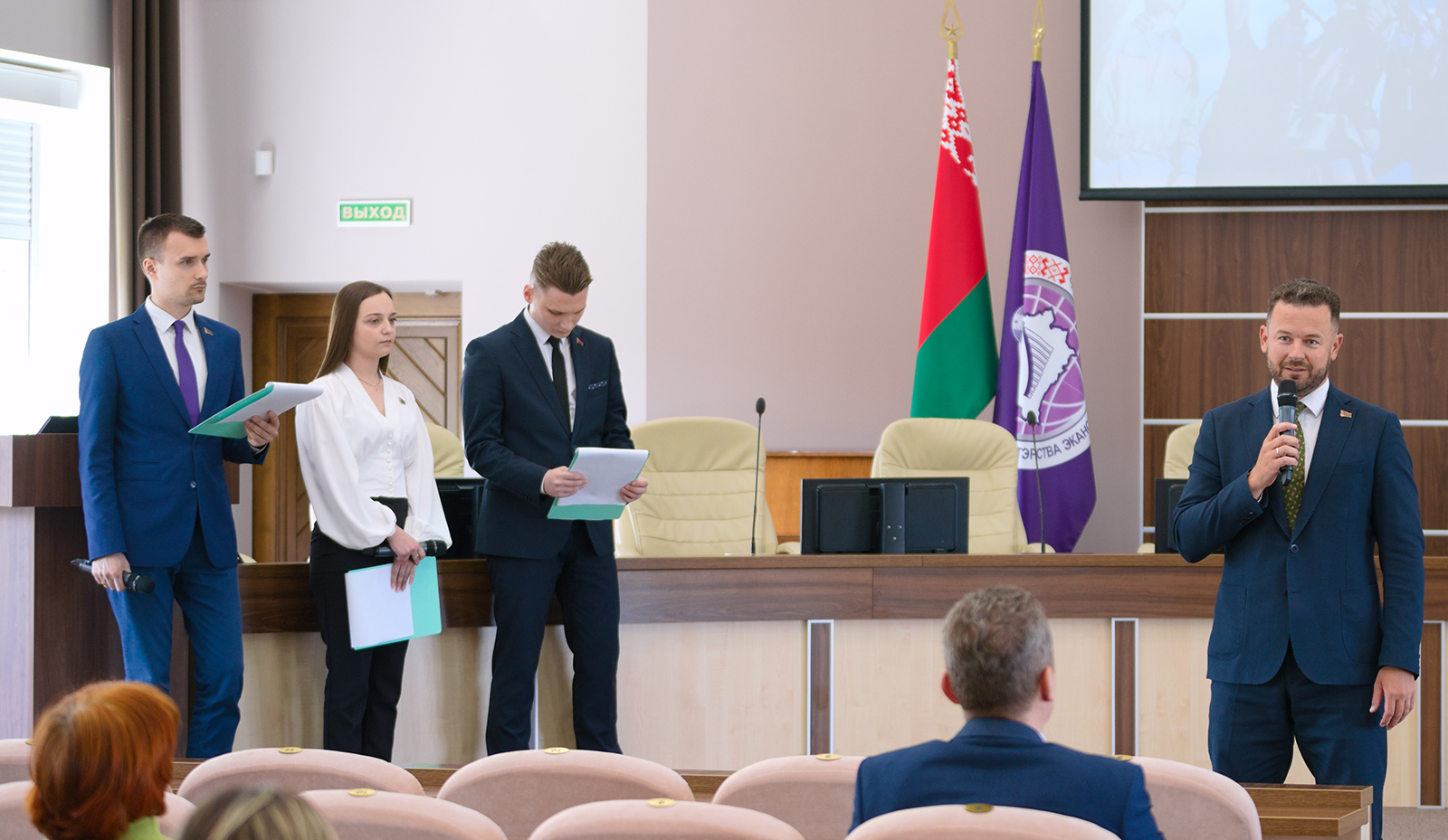 В Минэкономики прошло памятное мероприятие в честь Дня Победы В Минэкономики прошло памятное мероприятие в честь Дня Победы