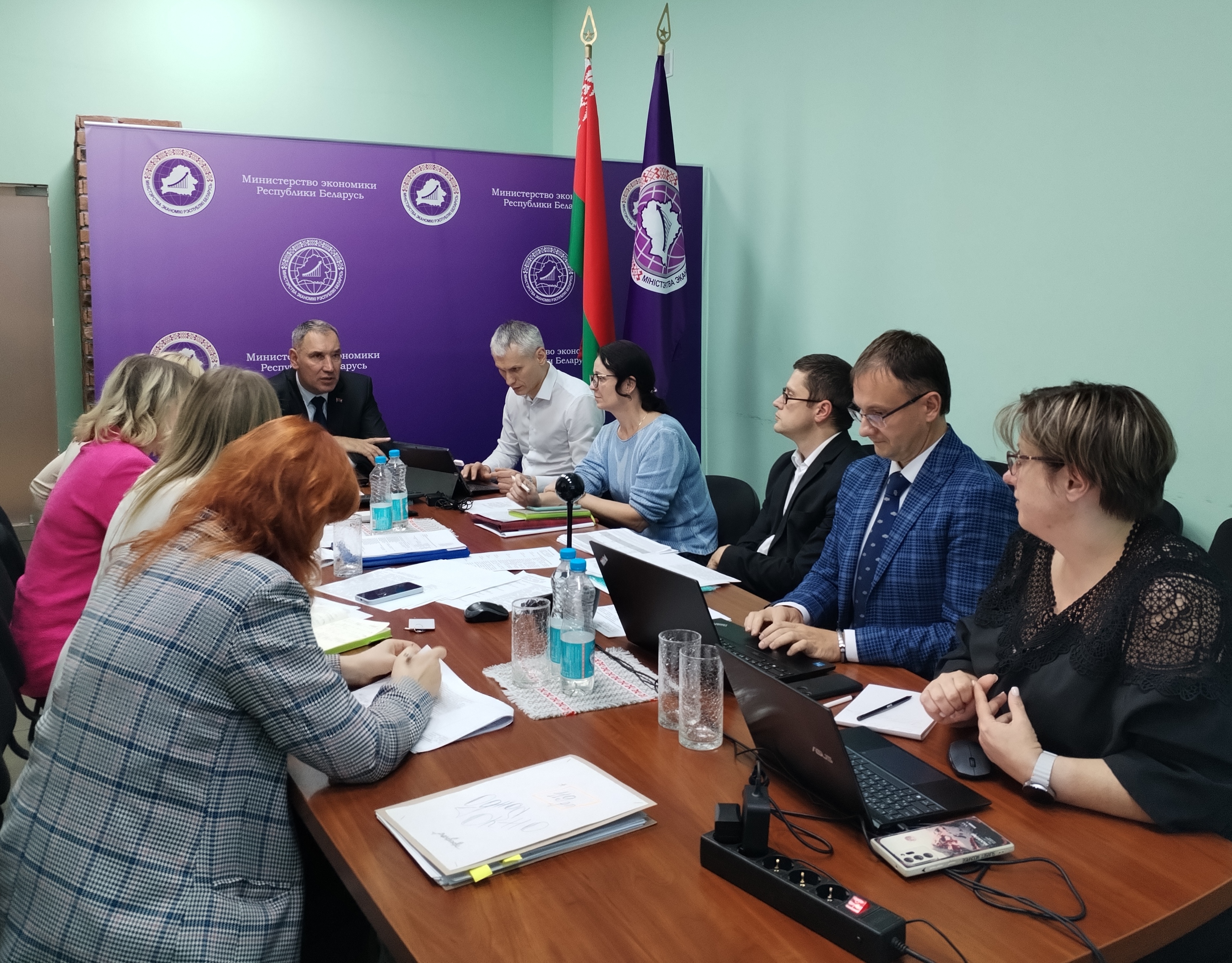В Минэкономики обсудили оптимизацию админпроцедур в сфере строительства В Минэкономики обсудили оптимизацию админпроцедур в сфере строительства
